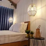 Ξενοδοχείο με διαμερίσματα Costa Anastasia_sea View Βρασνά